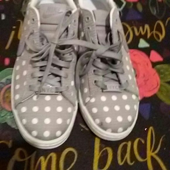 Nike sneakers - Picture 4 of 4